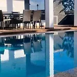 Playas Blanca Pool Private Villa