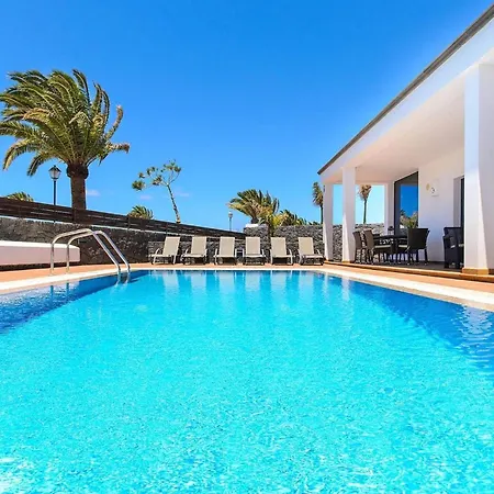 Playas Blanca Pool Private Вилла *