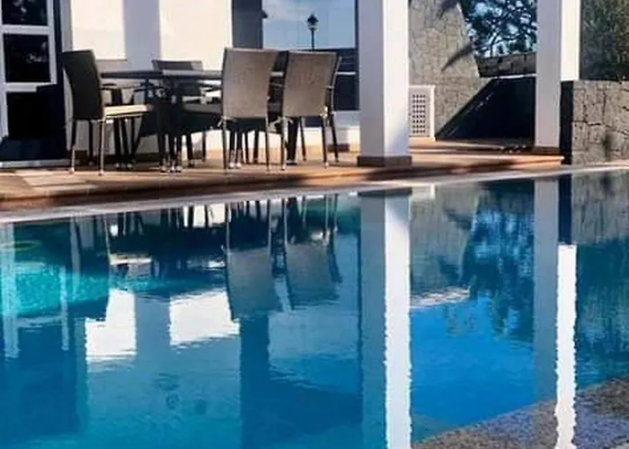 Playas Blanca Pool Private Villa